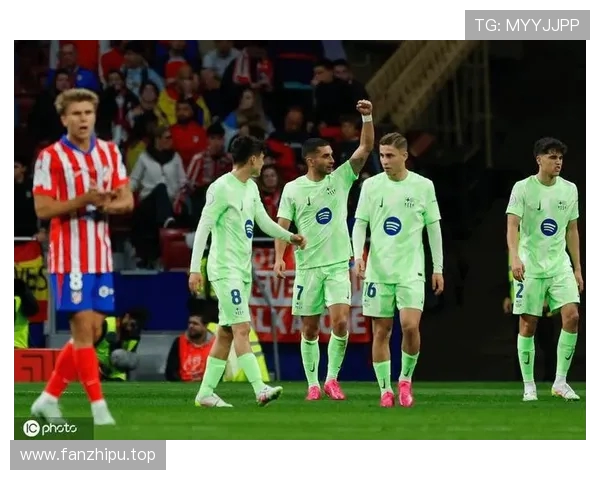 费兰托雷斯半场送出三次助攻火力全开助巴萨强势反超皇马